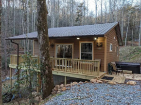 Deep Creek Hideaway cabin